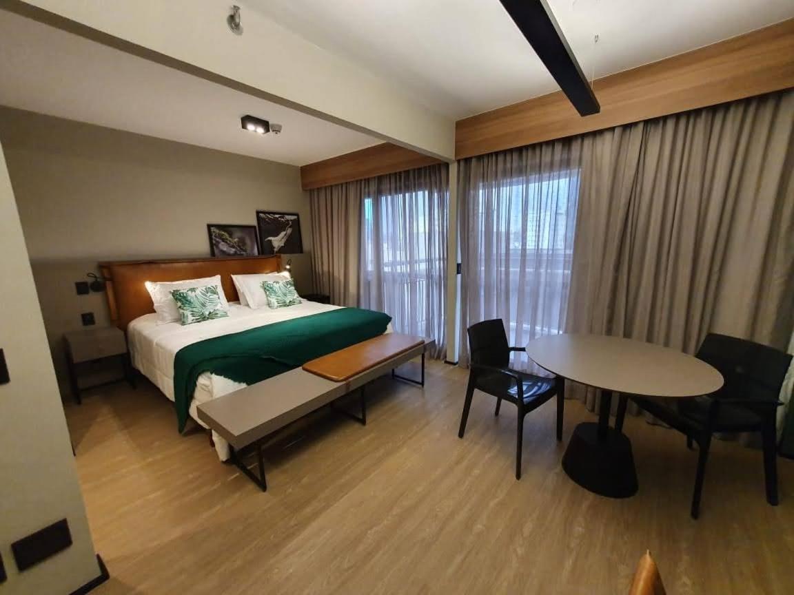 Hotel The Capital